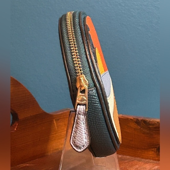 Coach Beach Postcard Circle Coin Purse C4220 - Picture 6 of 14